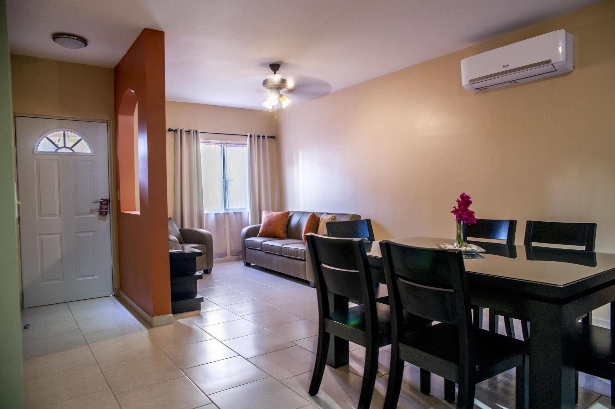 Bugambilias Suites Loreto  Luaran gambar